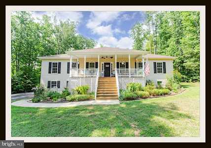 46 Kinsley Ln Fredericksburg, VA 22406