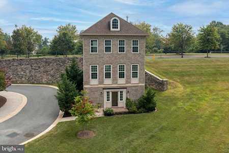 301 White Ash Place Gaithersburg, MD 20878