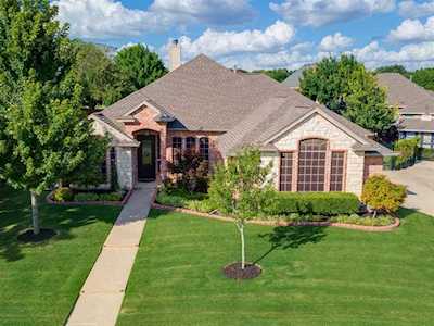 3612 Texas Trail Hurst, TX 76054