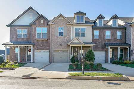 2568 Wellesley Square Dr Thompsons Station, TN 37179