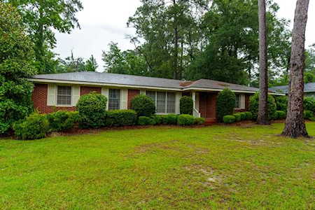 1306 Gornto Rd Valdosta, GA 31602