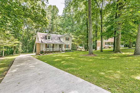 424 Tyler Ct Cottontown, TN 37048