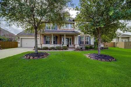 1324 River Rock Ct Ct Friendswood, TX 77546