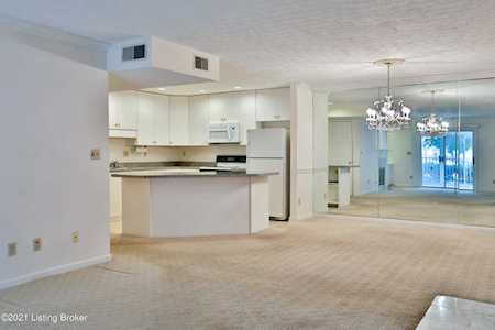 8506 Atrium Dr #1001 Louisville, KY 40220