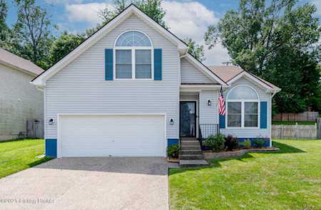 4214 Willowview Blvd Louisville, KY 40299
