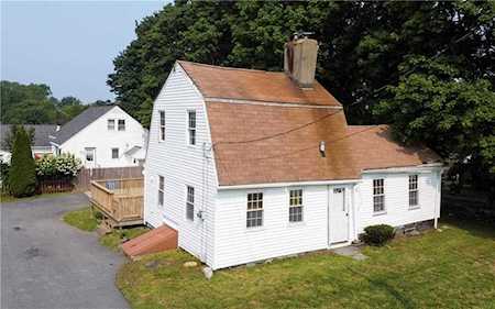 1726 West Main Rd Middletown, RI 02842