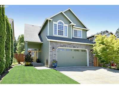 21926 NE Couch St Gresham, OR 97030