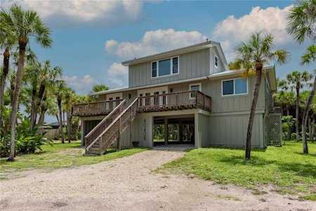 4040 N Beach Rd #B Englewood, FL 34223