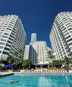 905 Brickell Bay Dr #1824 Miami, FL 33131