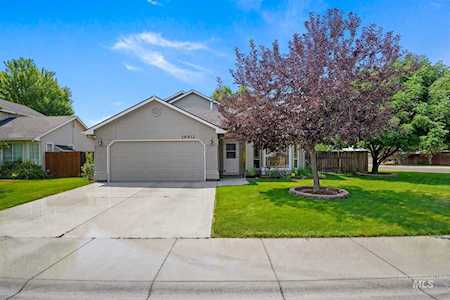 16912 N Chelford Loop Nampa, ID 83687