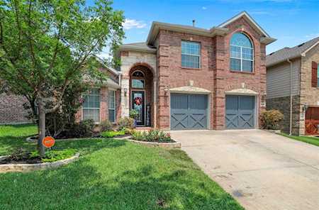 9136 Hawley Drive Fort Worth, TX 76244