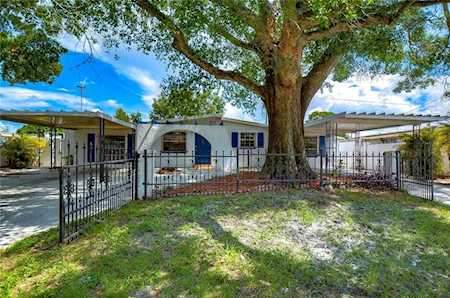 4535 W Knollwood St Tampa, FL 33614