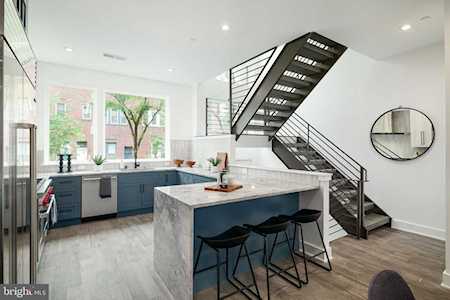 1941 Christian St Philadelphia, PA 19146