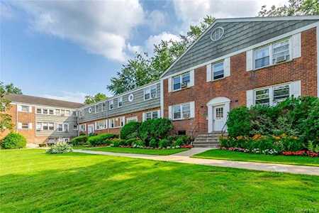907 Palmer Avenue #7E1 Mamaroneck, NY 10543
