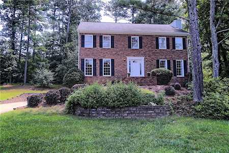 1418 Red Fox Run SW Lilburn, GA 30047