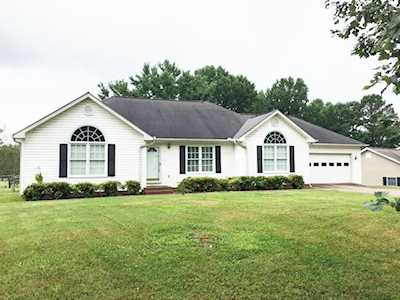 6009 Cane Crossing Dr Gainesville, GA 30507