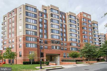 2220 Fairfax Dr #207 Arlington, VA 22201
