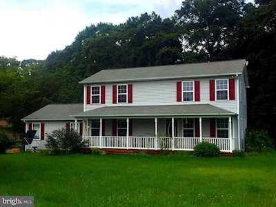1826 Lowery Rd Huntingtown, MD 20639