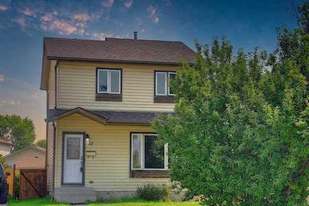 12 Whitmire Bay NE Calgary, AB T1Y 5X4