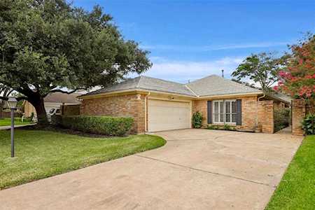 10322 Chevy Chase Dr Houston, TX 77042