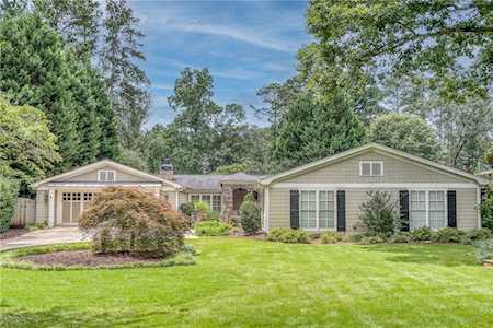 3820 Valley Green Dr Marietta, GA 30068
