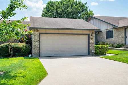 2016 Verbena DR Austin, TX 78750