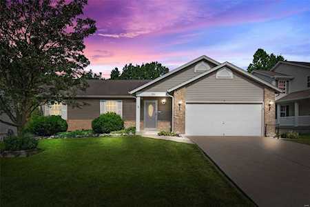 125 Stone Post Ln Wentzville, MO 63385