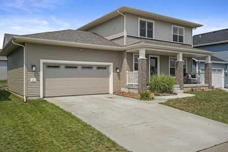 121 Crooked Tree Ln Deforest, WI 53532