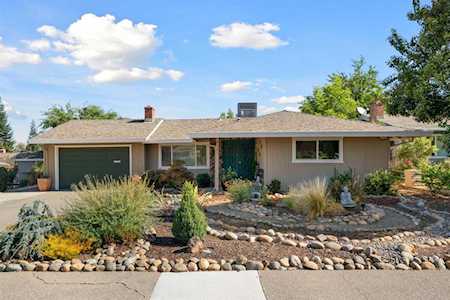 8905 Ramstad Avenue Fair Oaks, CA 95628