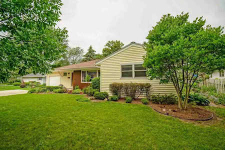 6303 Sylvan Ln Monona, WI 53716-3836