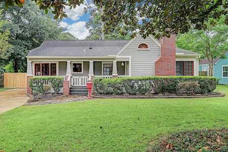 511 W 34th St Houston, TX 77018