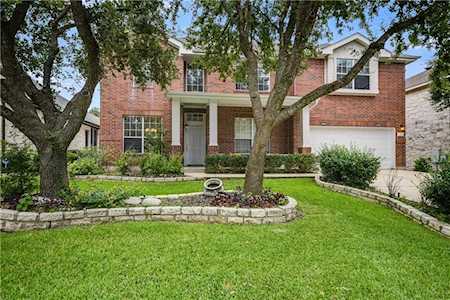 2209 Shark LOOP Round Rock, TX 78664