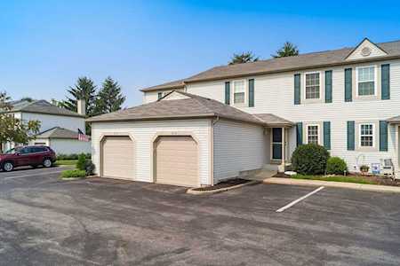 215 Hawkins Lane Blacklick, OH 43004