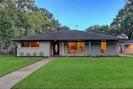3531 Woodvalley Dr Houston, TX 77025