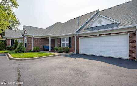 4808 Whitekirk Ct Louisville, KY 40222