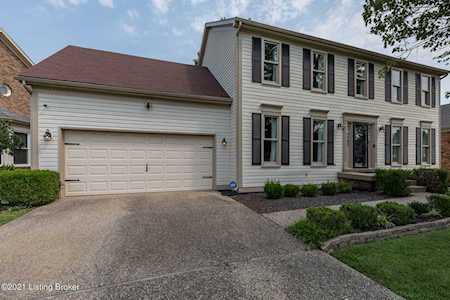 4414 Holly Tree Dr Louisville, KY 40241