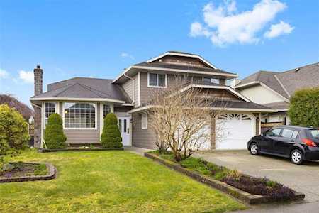 32066 Sorrento Avenue Abbotsford, BC V2T 5B7