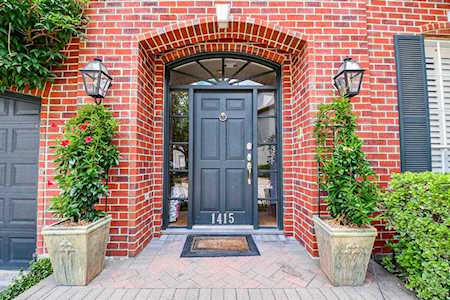 1415 W Hilshire Park Dr Houston, TX 77055