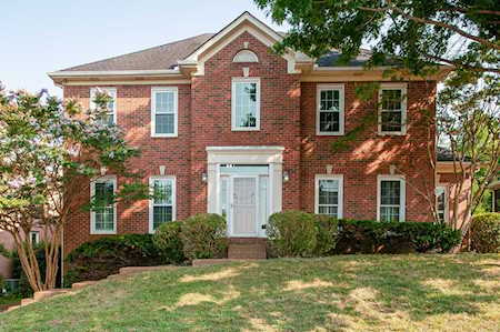 6761 Autumnwood Dr Nashville, TN 37221