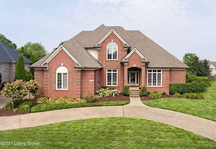 2212 Highland Springs Pl Louisville, KY 40245