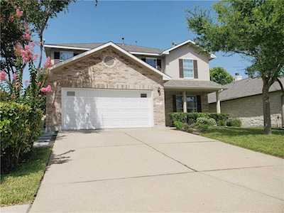 3916 Hidden Lake XING Pflugerville, TX 78660