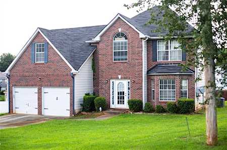2572 Captains Row Decatur, GA 30035