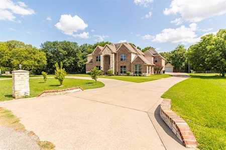 34 Woodmoor Circle Lucas, TX 75002