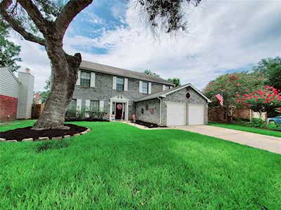 1923 Brazos Crossing Dr Richmond, TX 77406