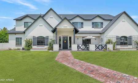 5502 E Calle Del Paisano Phoenix, AZ 85018