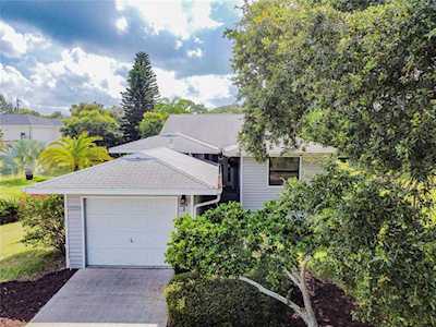 1009 Lake Avoca PLACE Tarpon Springs, FL 34689