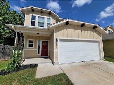 130 Corvid DR Buda, TX 78610