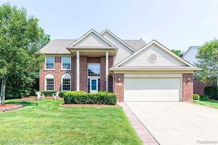 6476 Edgewood Rd Canton Twp, MI 48187