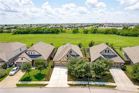 3321 Grail Hollows RD Pflugerville, TX 78660