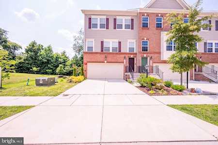 7446 Tanyard Knoll Ln Glen Burnie, MD 21060